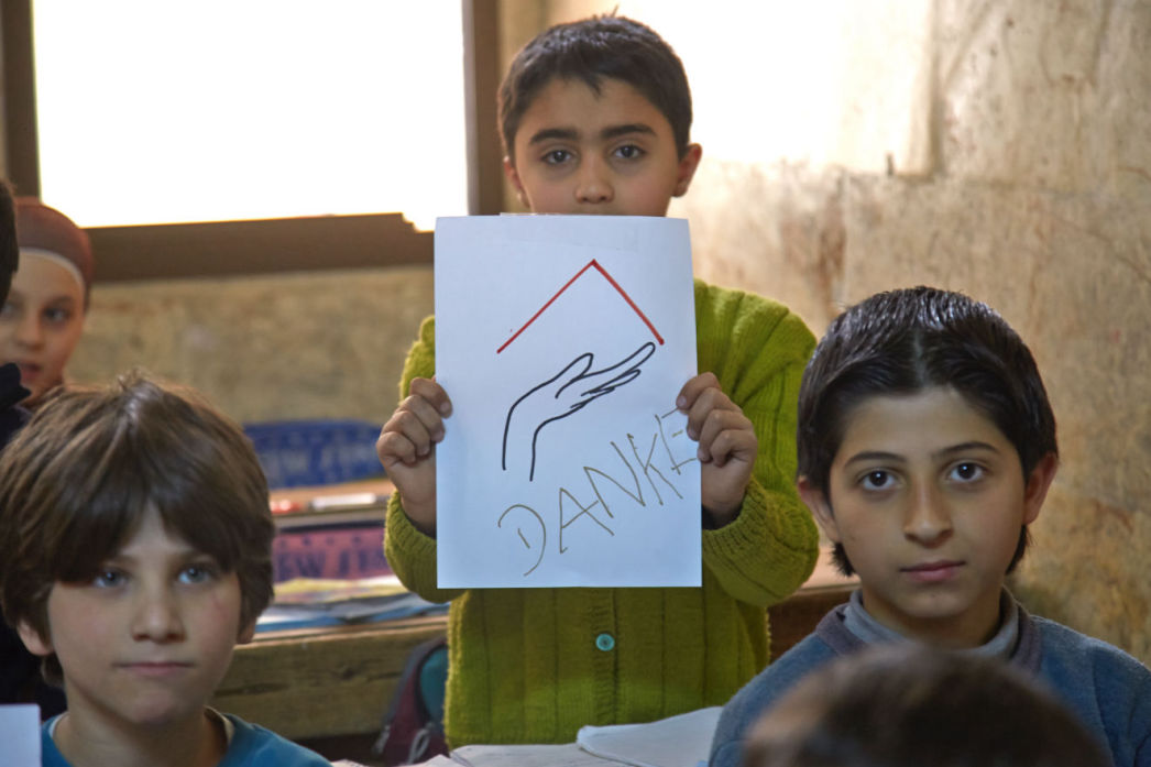 Aktionskunst: Schwesig Syrische Kinder Hilfe