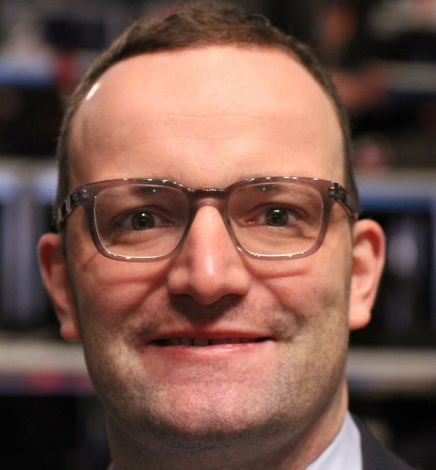 Olaf Kosinsky / Wikipedia (https://commons.wikimedia.org/wiki/File:Jens_Spahn_CDU_Parteitag_2014_by_Olaf_Kosinsky-2.jpg)