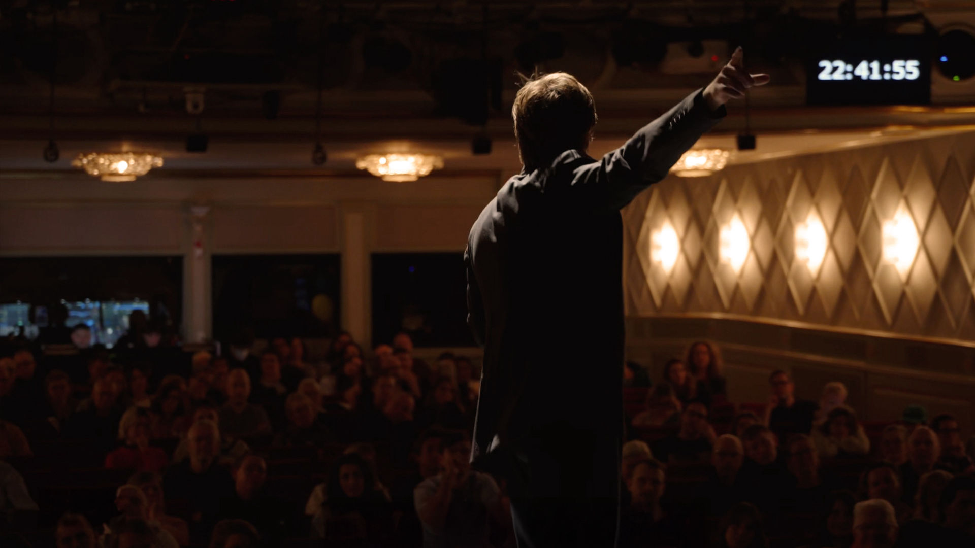 Der Nationale Geschichtsrat - Ein Projekt des Zentrum für Politische Schönheit (ZPS) in Kooperation mit dem Maxim Gorki Theater