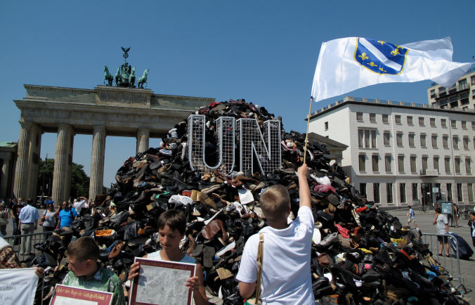 UN Mahnmal Srebrenica, UN Mahnmal Massaker Srebrenica