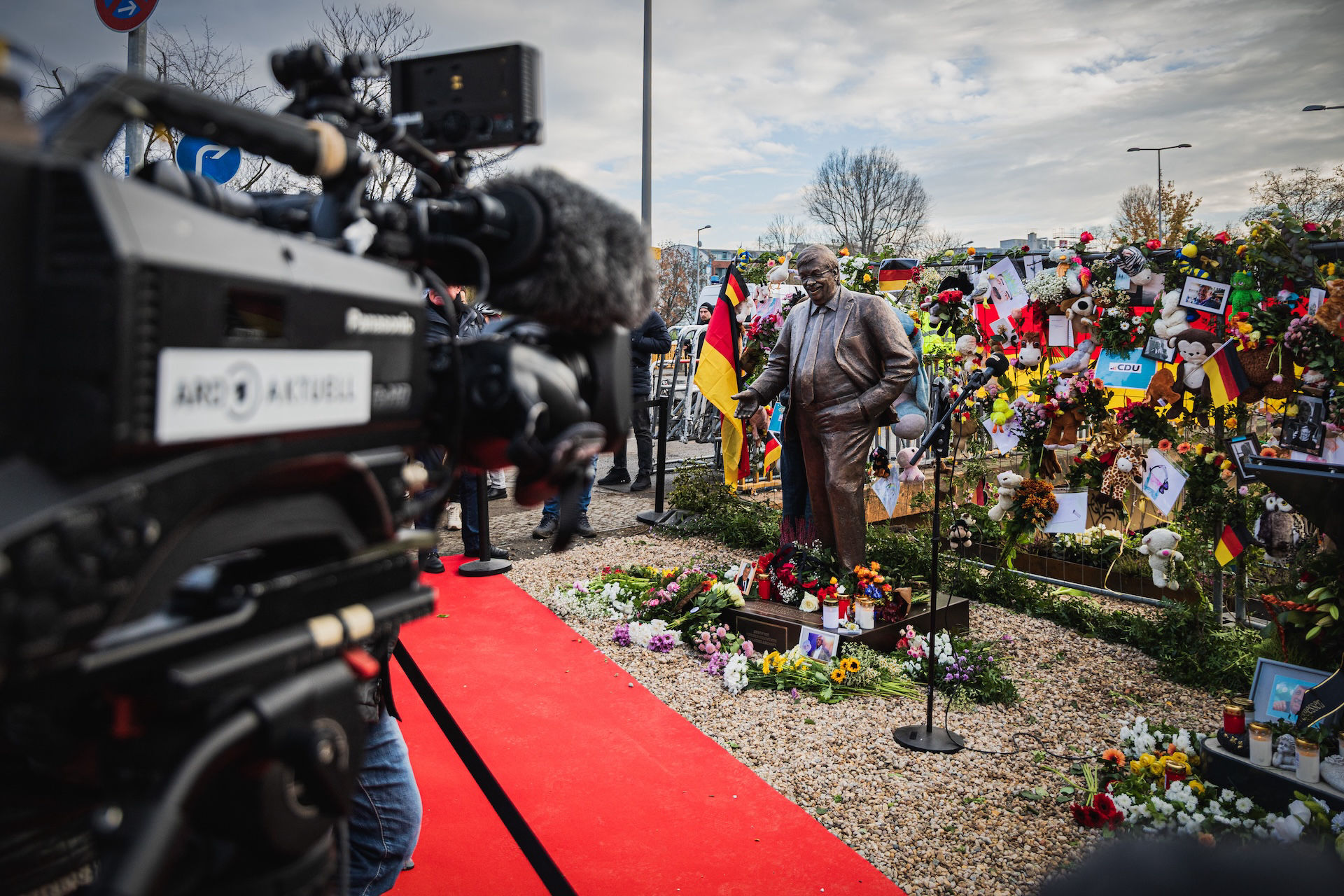 Die Enthüllung des Walter Lübcke Denkmals