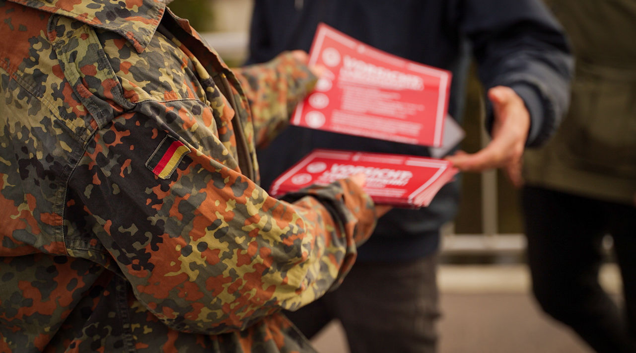 Bundeswehr Fahndung nach verschwundenen Waffen.